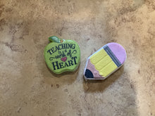 Load image into Gallery viewer, Blue Lacy Shaped Bathbombs