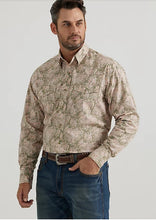 Load image into Gallery viewer, Strait Troubadour Button Up