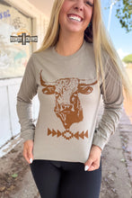 Load image into Gallery viewer, Bandero Bull Long Sleeve
