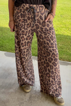 Load image into Gallery viewer, Spotted Wild Pants
