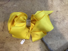 Load image into Gallery viewer, Girls Bows
