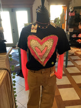 Load image into Gallery viewer, Puff Heart Tee
