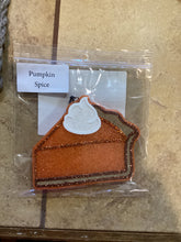 Load image into Gallery viewer, Pumpkin spice freshie
