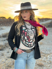 Load image into Gallery viewer, Horseshoe Flower Tee
