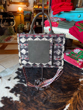 Load image into Gallery viewer, Montana West Black Aztec
