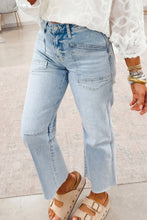 Load image into Gallery viewer, Courtney Cropped jeans
