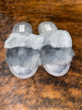 Load image into Gallery viewer, Cotton Candy Puff Slippers

